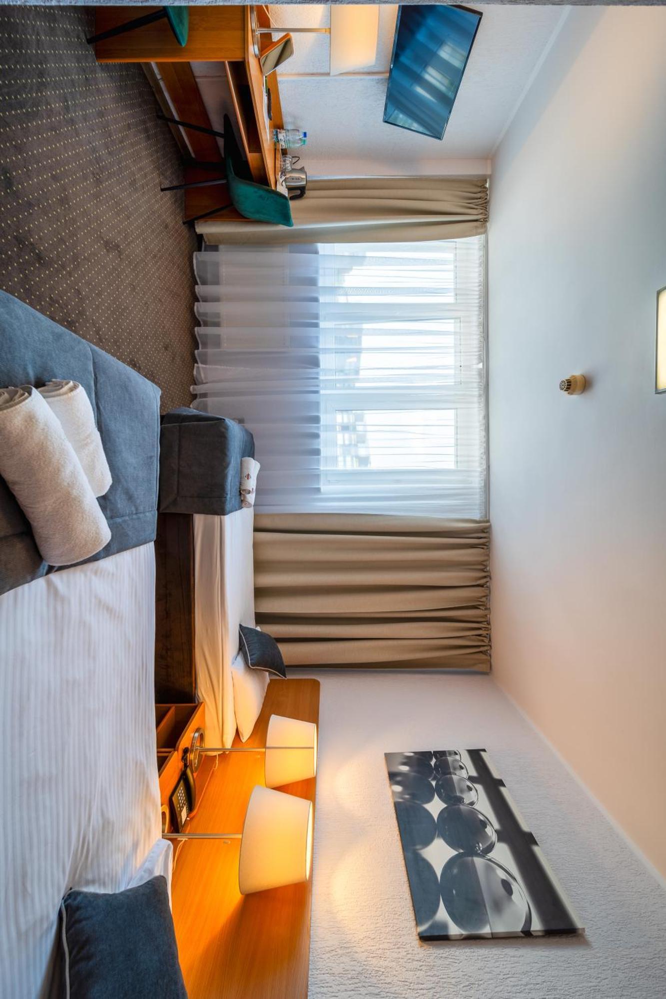 Gromada Hotel Poznaň