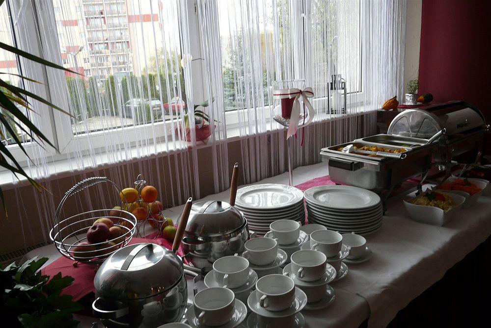 Hotel Gromada 3*